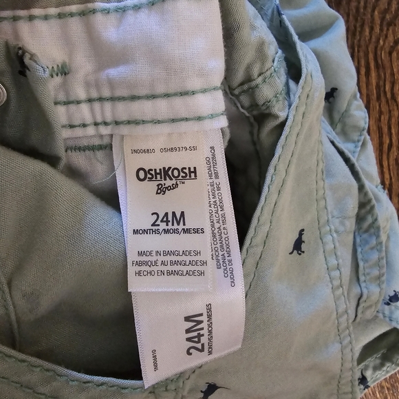 OSHKOSH B'GOSH, World's Best Overalls - Picture 4 of 6